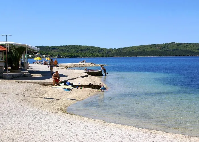 With A Parking Space - 17442 3* Трогир